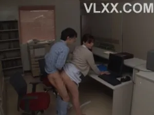 HIKR-196 Tôi đã đón một cô gái tóc vàng ngây thơ ở Los Angeles và ép cô ấy phải ra mắt AV Scarlett (25)
